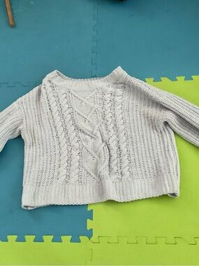 Light Gray Cable Knit Women's Sweater and yoga pants (two piece set)
